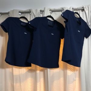 FIGS XXS Catarina one-pocket scrub tops (2 total)